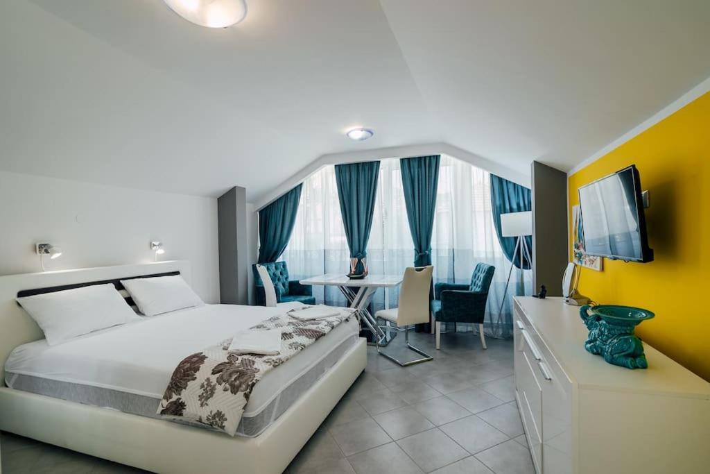 Charmy Studio Lux Apartman Herceg Novi Kültér fotó