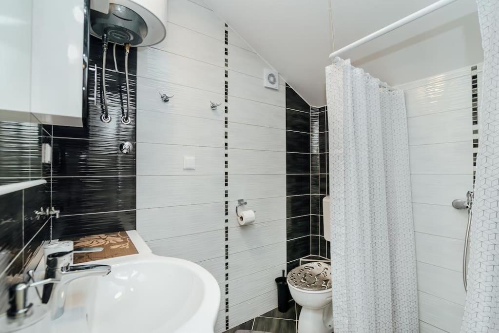 Charmy Studio Lux Apartman Herceg Novi Kültér fotó